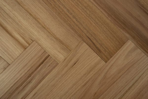 Engineered Wood – Herringbone - Blackbutt