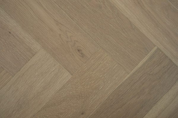 Engineered Wood – Herringbone - Creamy Oak